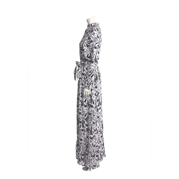 Giraffe Print Maxi Dress - Picture 5 of 5
